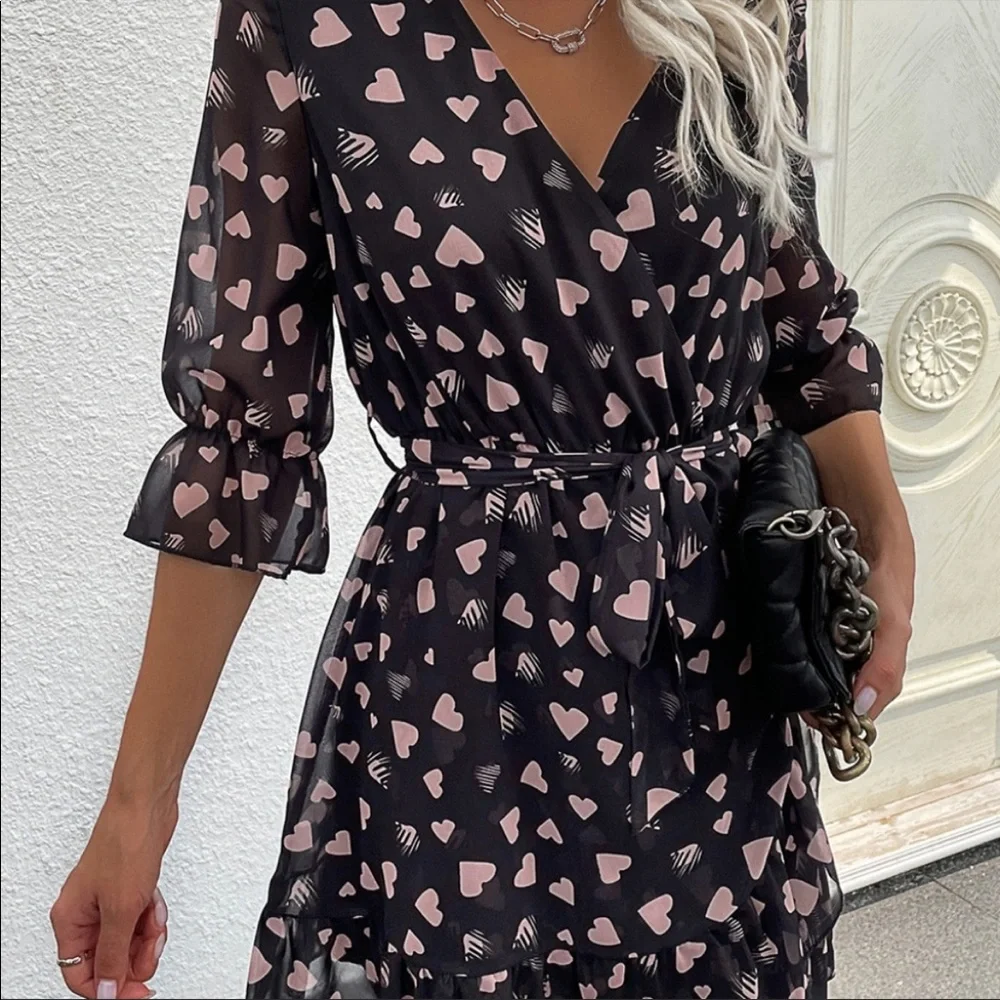 NWT heart dress. - Picture 2 of 4